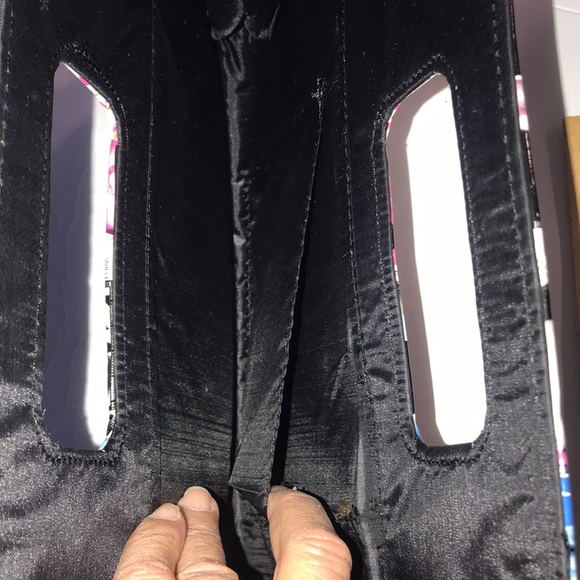 NWOT Women’s “Fashion in Paris” Clutch - Picture 7 of 8